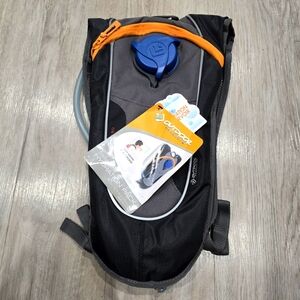 NWT Hydration Pack 2L Camping Hiking Fishing Black Gray